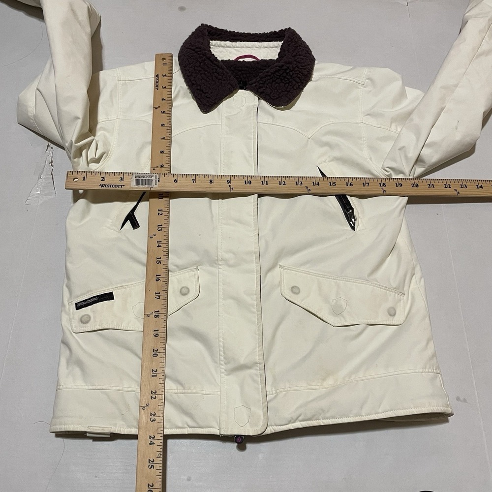 Volcom Ski Jacket - Picture 9 of 13